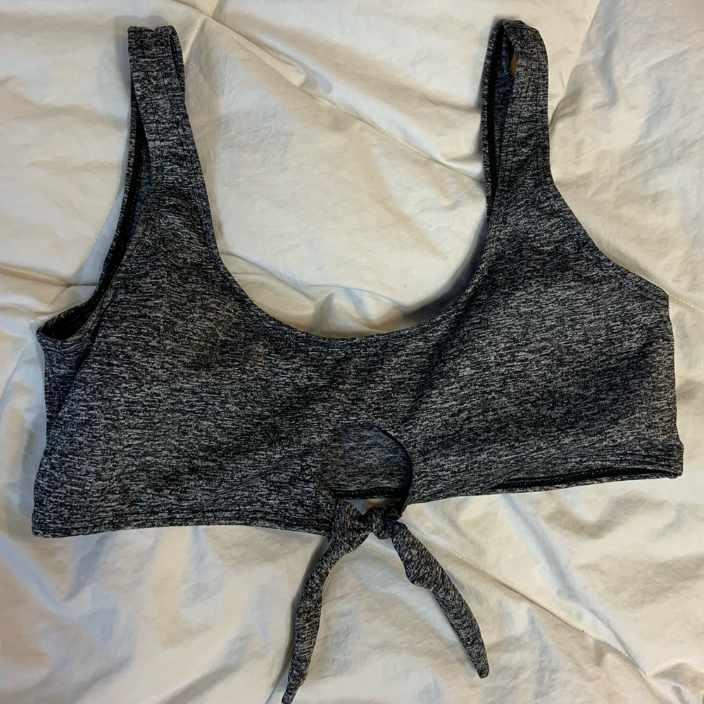 🔆3/$15🔆 ROMWE Gray Swimsuit Top Tie Front